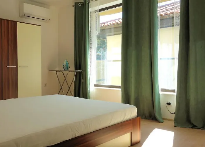 Sea Garden Marina 3 וארנה