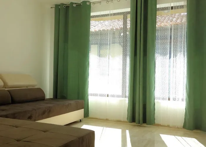 Sea Garden Marina 3 דירה וארנה